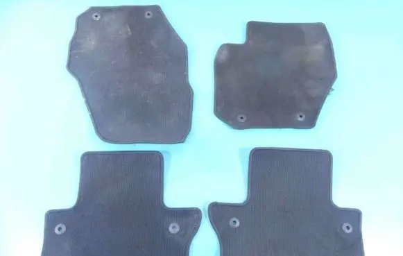 Volvo V60 Front floor mat 39801688 IMPRK1334607