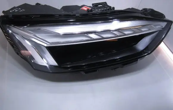 Audi A5 Headlight/headlamp 8W6941040 030112023400 70822012637