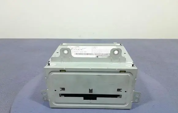 Opel Astra J Radio/CD/DVD/GPS head unit 22739814