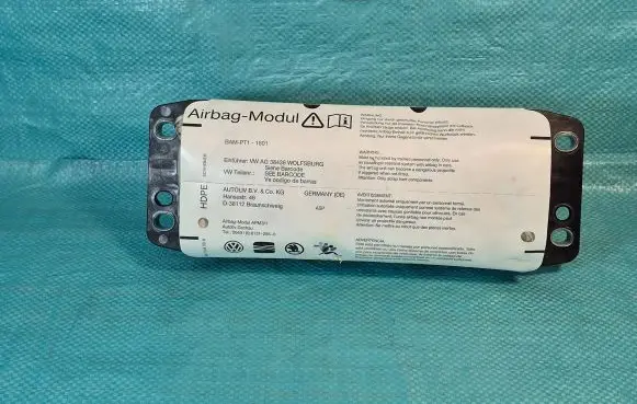 Volkswagen Golf V Passenger airbag 1K0880204L