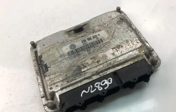 Volkswagen Polo III 6N 6N2 6NF Engine control unit/module 030906032H