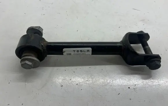 Tesla Model 3 Rear upper control arm/wishbone 104443100G