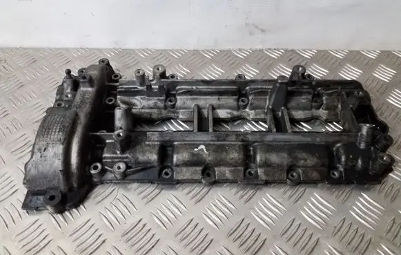 Mercedes-Benz S W221 Rocker cam cover A6420101230