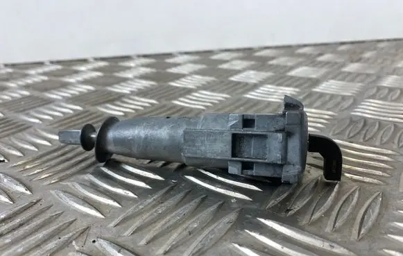 Skoda Kodiaq Front door lock (next to the handle) 565837167