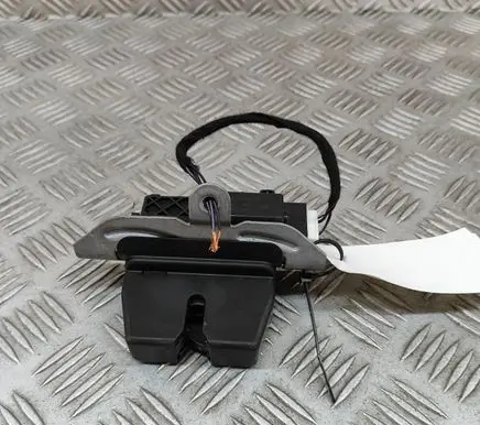 Ford Fiesta Tailgate/trunk/boot lock/catch/latch H1BAN442A66AB