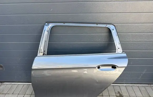Volkswagen PASSAT B9 Rear door CZESCICARSPL002