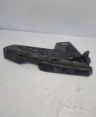 Volvo XC70 Front bumper mounting bracket 30796388 BP3EA