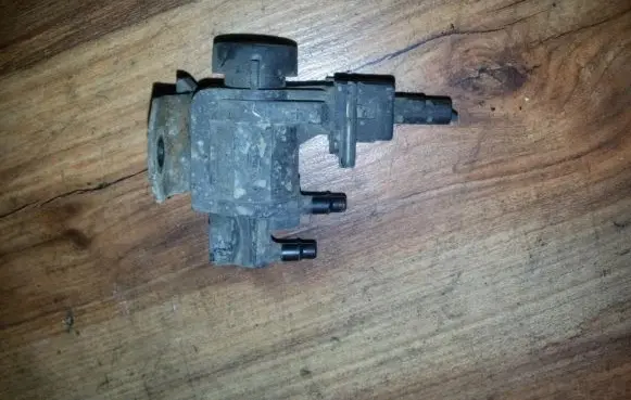 Ford Mondeo MK I Turbo solenoid valve 92ab9h465aa 92ab-9h465-aa