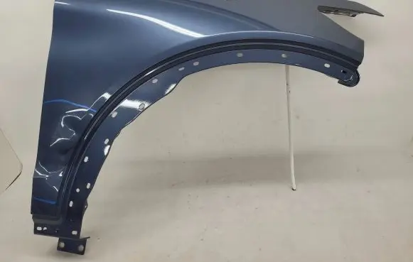Ford Explorer VI Fender