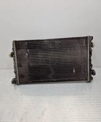 Volkswagen Polo IV 9N3 Coolant radiator 6Q0121253Q 0704431 151190070F01
