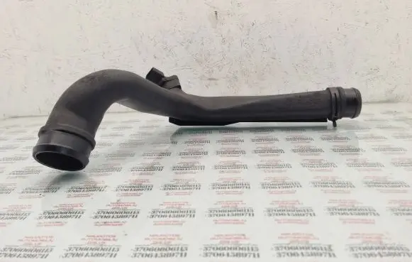 Volkswagen Golf IV Intercooler hose/pipe 1J0145762H