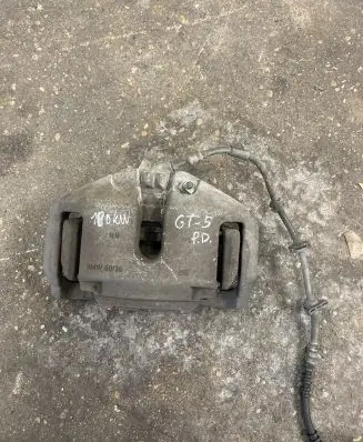 BMW 5 GT F07 Front brake caliper 6786818