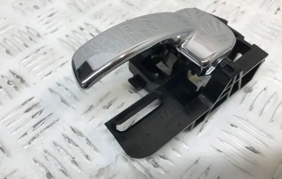 Nissan Qashqai+2 Rear door interior handle 80671JD0