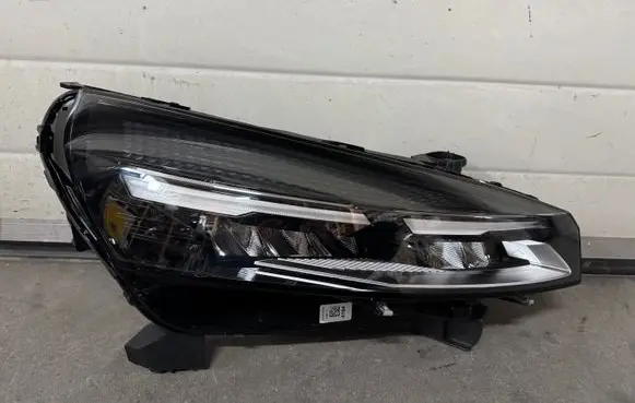 Mitsubishi Colt VII Headlight/headlamp 260102753R