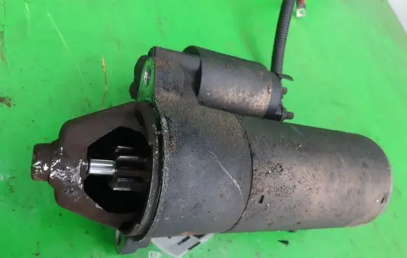 Ford Focus Starter motor 98AB11000AC