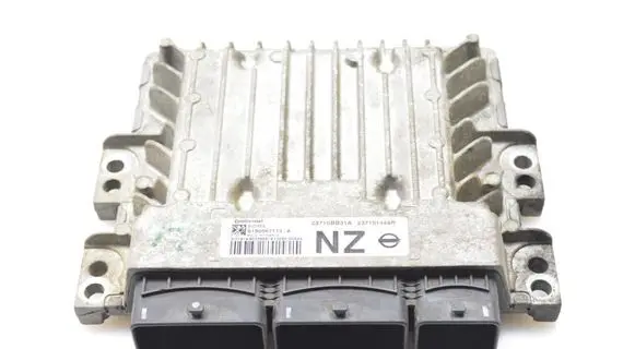 Nissan Qashqai Engine control unit/module 237101449R