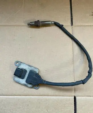 Mercedes-Benz SLK R172 Lambda probe sensor 0009050008