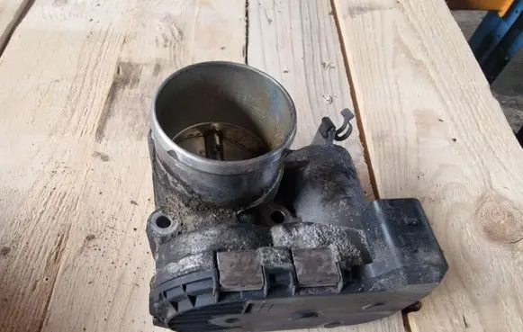 Ford Fusion II Throttle valve 0280750535