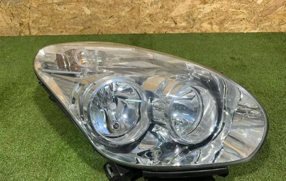 Opel Combo C Headlight/headlamp 520868560E