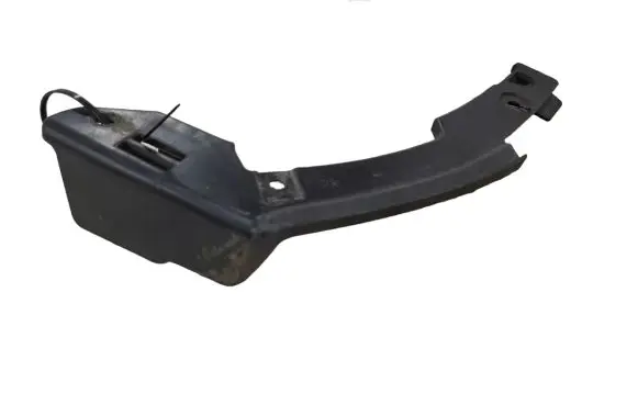 Skoda Karoq Bumper support mounting bracket corner 57A807083