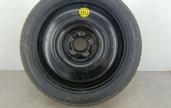 Toyota Avensis T270 R17 spare wheel