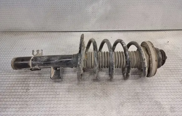 Volkswagen Transporter - Caravelle T5 Front shock absorber with coil spring KYB335840 7E0413031C 7E0411105A