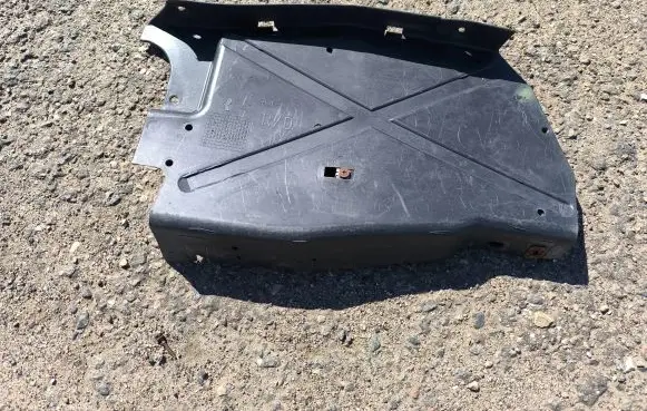 Renault Trafic III (X82) Engine splash shield/under tray 8200505045 93857408