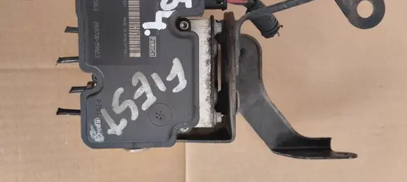 Ford Fiesta ABS Pump 8V512M110AD A426R 06210213174