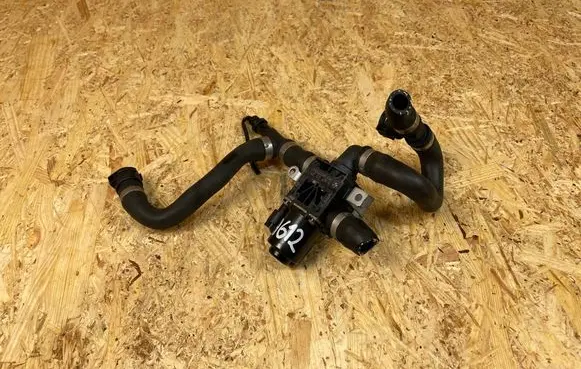 BMW X5 F15 Coolant heater control valve 8572513