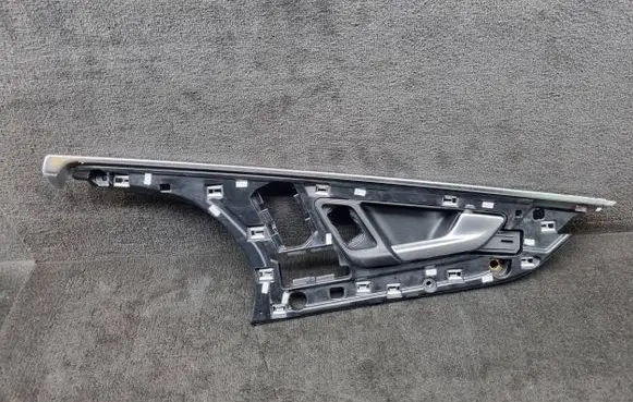Audi Q7 4M Front door interior handle 4M0837020B 4M0947355H