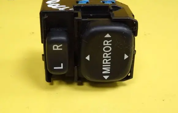 Toyota Corolla E100 Wing mirror switch 1H0959565