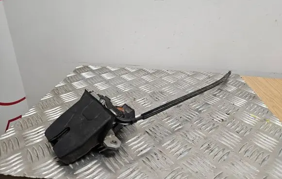 Jaguar XK - XKR Tailgate/trunk/boot lock/catch/latch