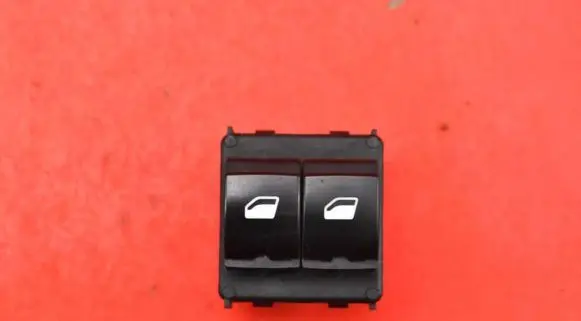 Peugeot 208 Electric window control switch 96664313ZD