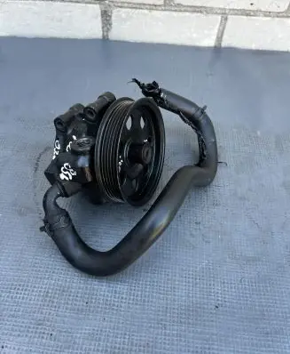 Ford Focus Power steering pump XS4E3A733AC 2FD0303 HBDJC
