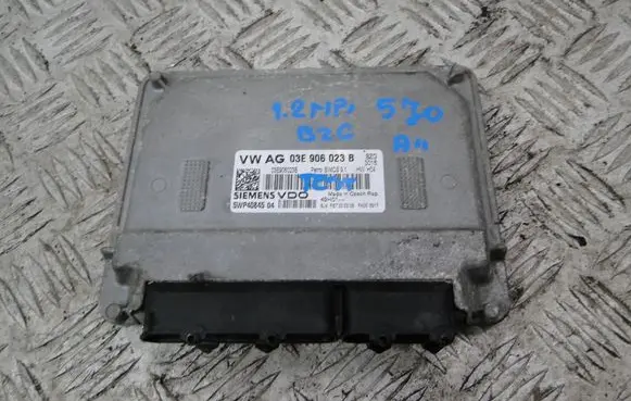 Skoda Fabia Mk2 (5J) Trunk lid opening control unit 03E906023B