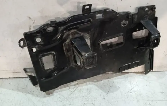Peugeot 308 Battery tray 9675019280