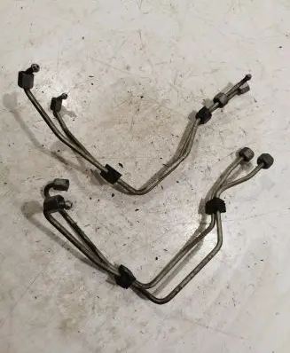 Fuel injector supply line/pipe