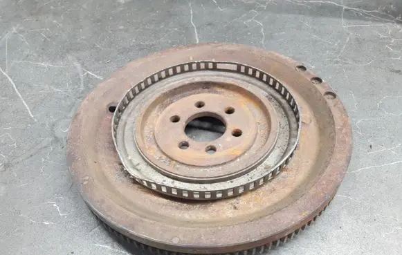 Skoda Roomster (5J) Flywheel 03D105333