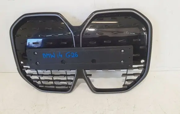 BMW 4 G22 G23 G24 G26 ACC Distronic radar sensor grill/trim 