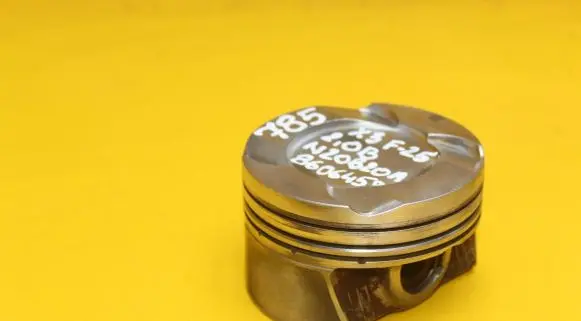 BMW X3 F25 Piston 8606459