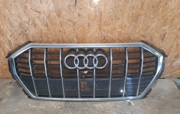 Audi Q3 F3 Front bumper upper radiator grill 83A853651C
