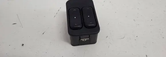 Opel Astra G Electric window control switch 13363201 121201 90561088