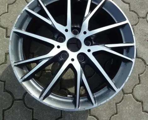 Renault Fluence R17 alloy rim 