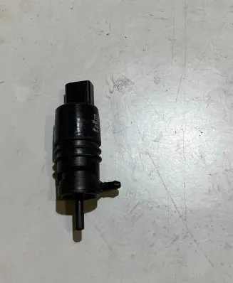 Ford Mustang VI Windscreen/windshield washer pump 8S4317664AA