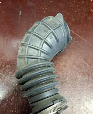 Audi A4 S4 B8 8K Air intake duct part 06H129629 416700