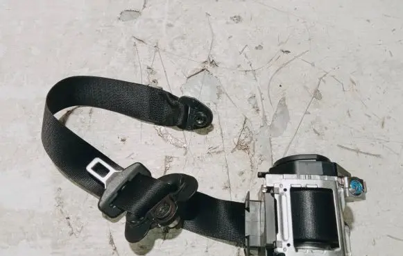 BMW 7 E65 E66 Front seatbelt 561078501 21351 010L000