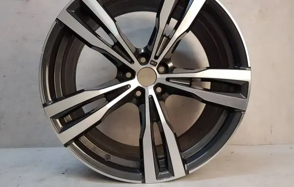 BMW X7 G07 R21 alloy rim 8074220 6435645