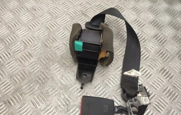 Mazda 6 Middle seatbelt (rear) BGE121427T