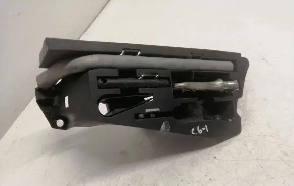 Audi A6 S6 C6 4F Tool set 4F5012111A