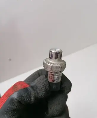 Air conditioning (A/C) pressure sensor